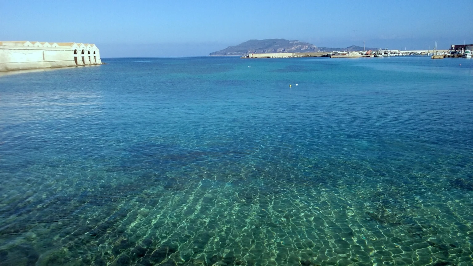 Favignana, cinque fotografi raccontano la tonnara: List, Burri, Freed, Scianna e Salgado nello Stabilimento Florio